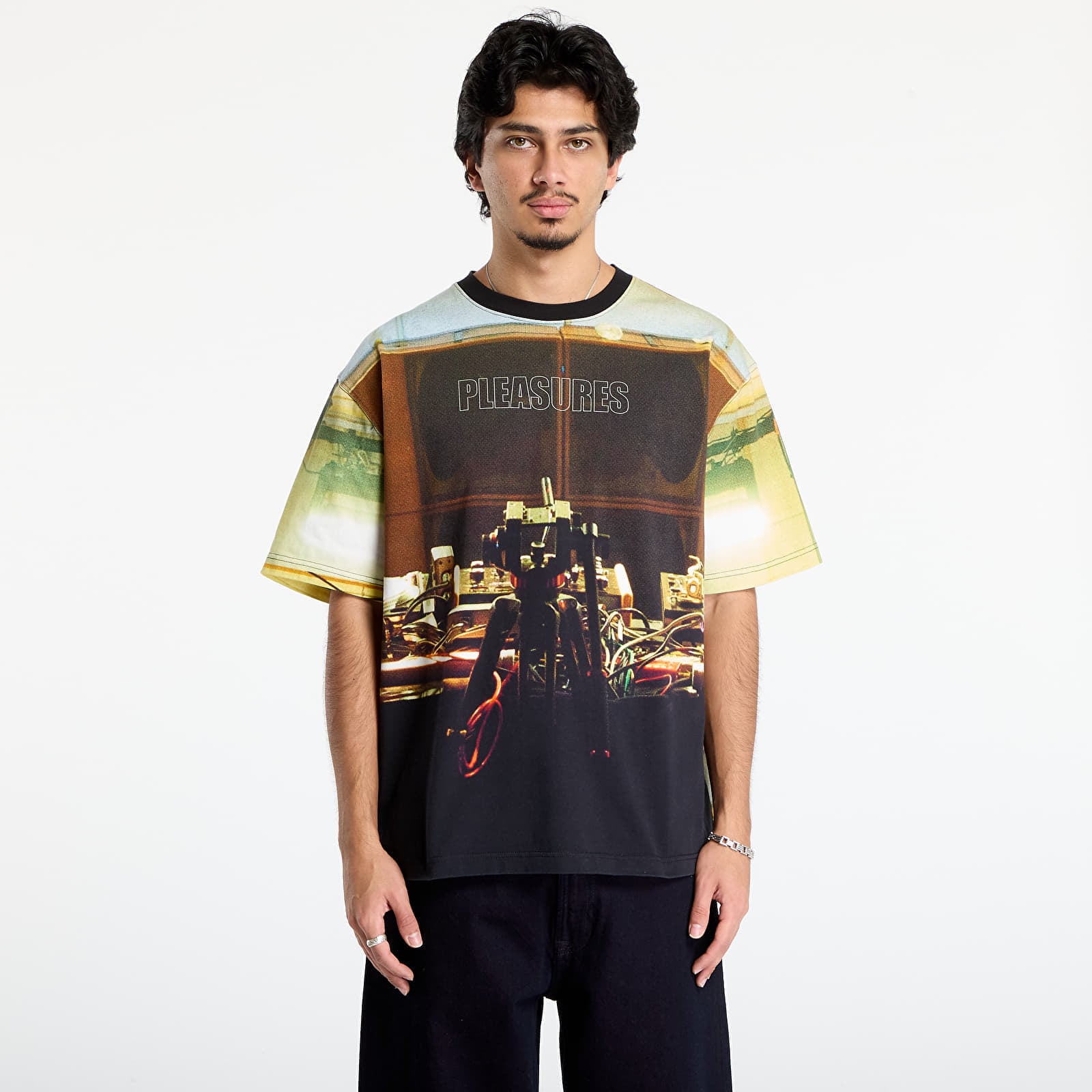 Tricou PLEASURES x Boiler Room Venue Heavyweight Shirt Multi M