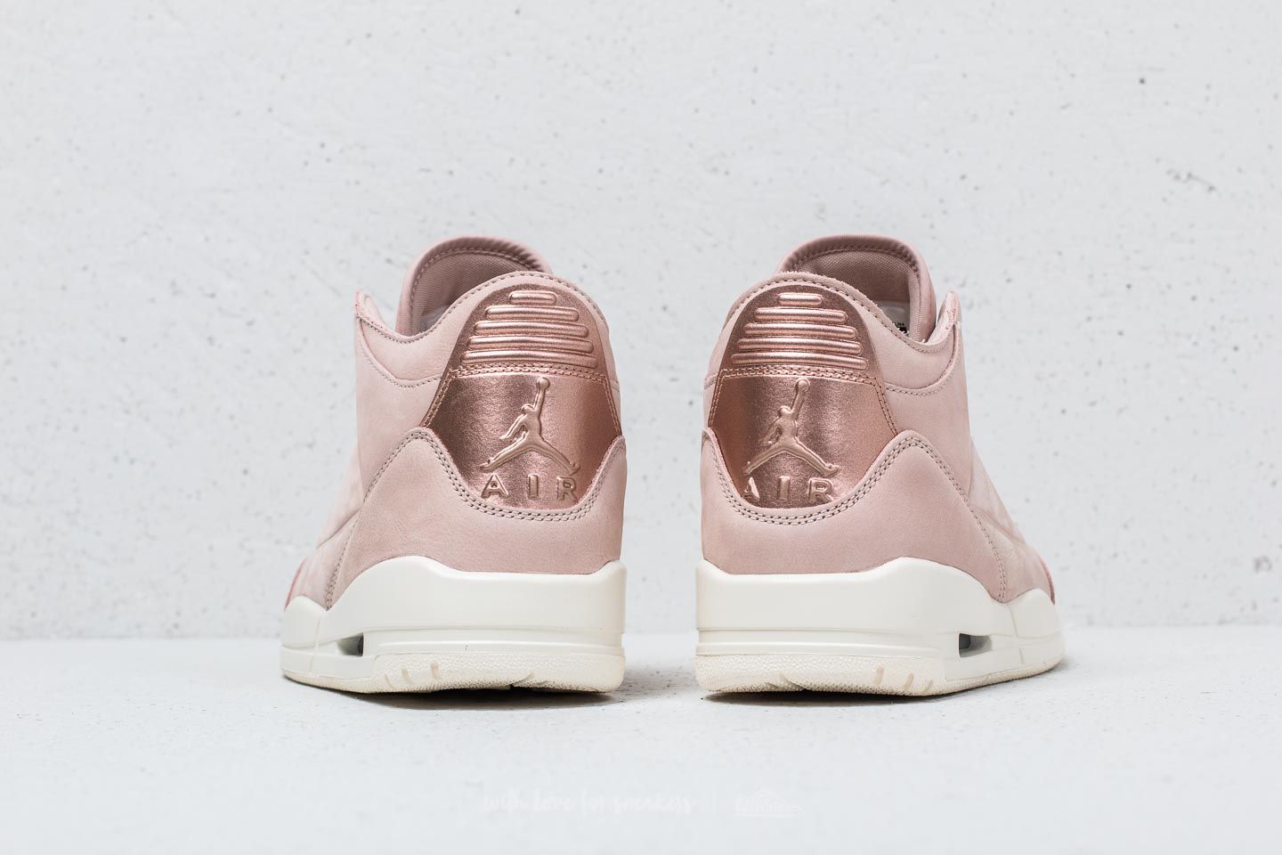 Retro 3 particle beige on sale