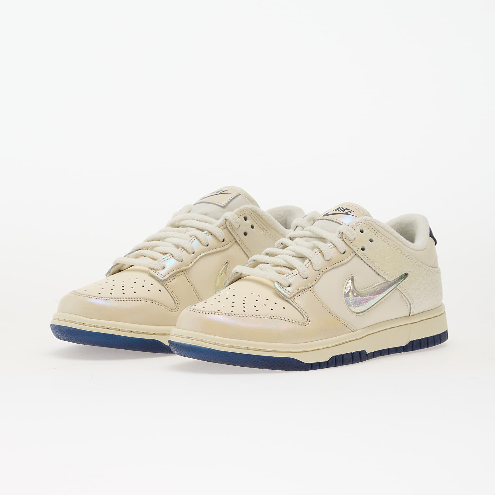 Naisten kengät Nike W Dunk Low Soft Pearl/ Multi-Color-Midnight Navy
