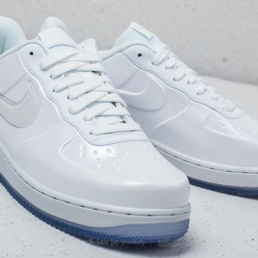 Nike air force store 1 foamposite triple white