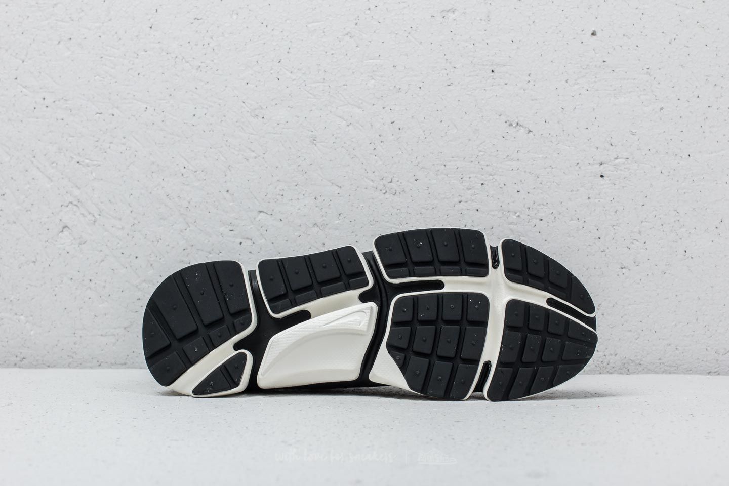 Férfi cipők Nike Pocket Fly DM Black/ White-Anthracite-Sail