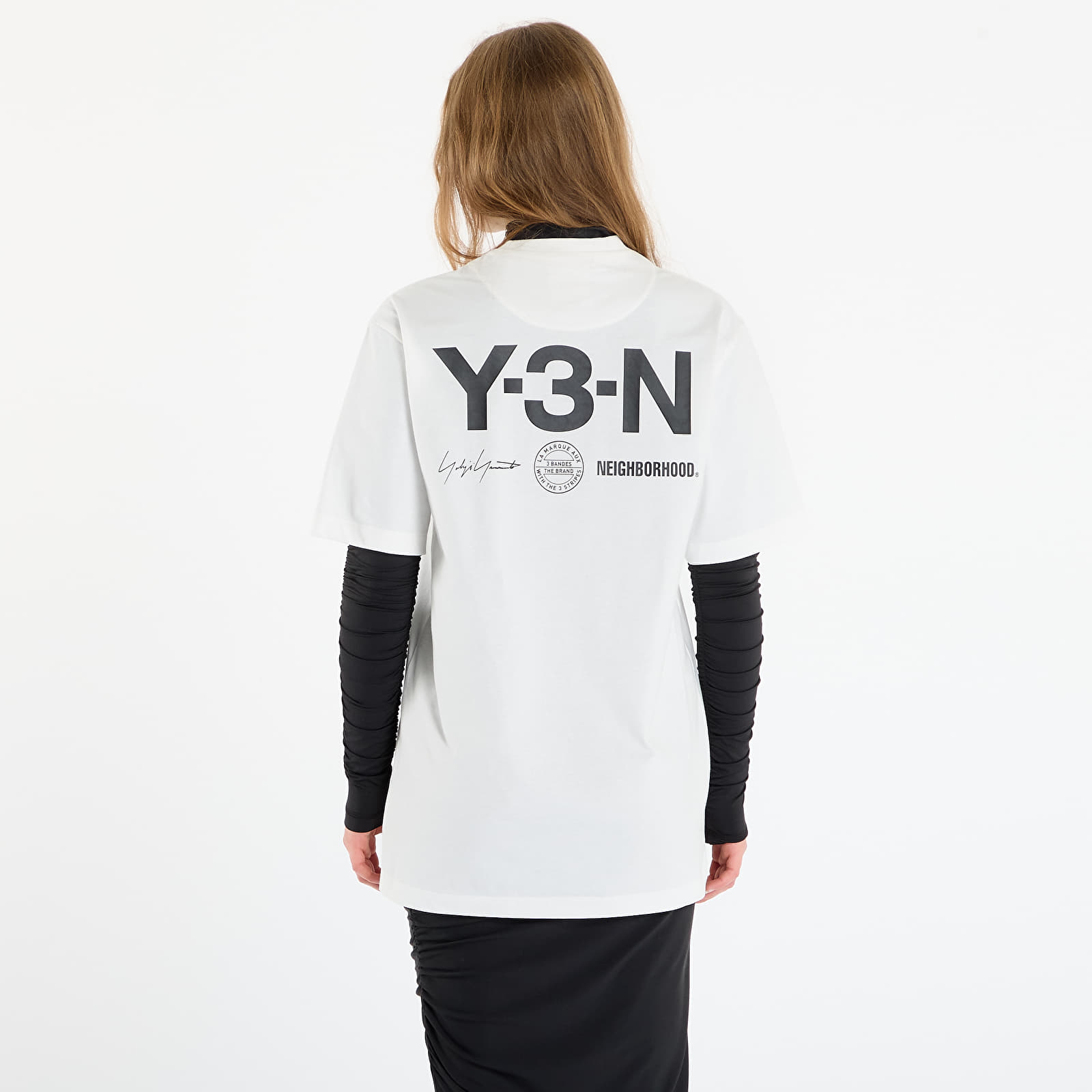 T-shirts för män Y-3 x Neighborhood Graphic Tee UNISEX Core White