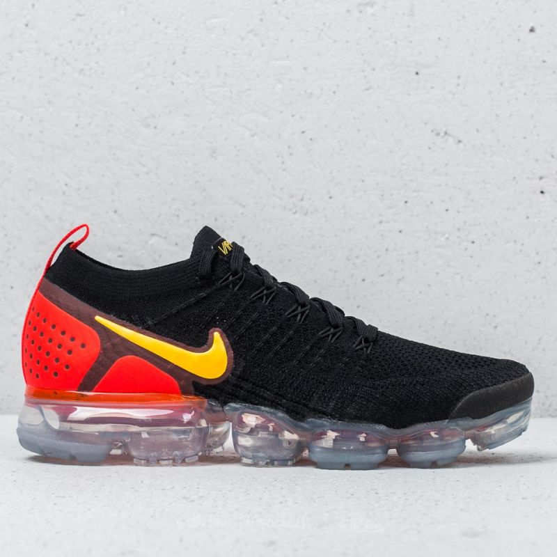 Nike Air Vapormax Flyknit 2 Black/ Laser Orange | Footshop display picture 3