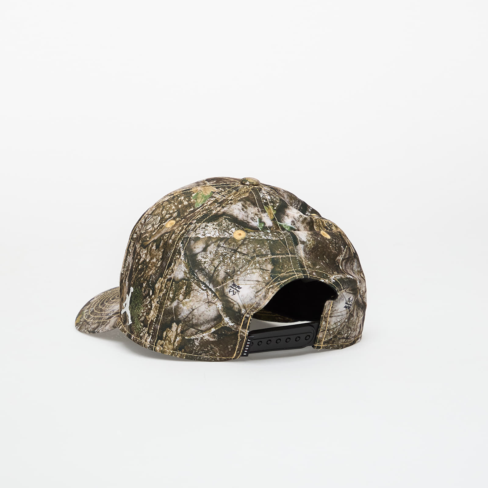 Čepice Jordan Brooklyn Rise Cap Adjustable Realtree Hat White/ Sail