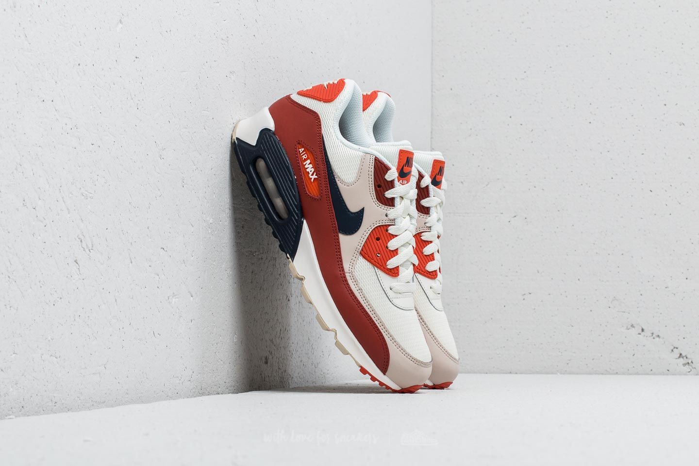 Chaussures et baskets homme Nike Air Max 90 Essential Mars Stone/ Obsidian