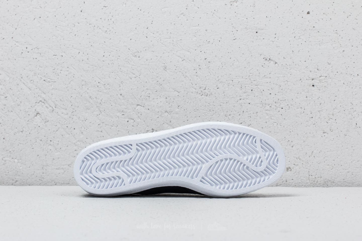 Superstar slip discount on w b37193
