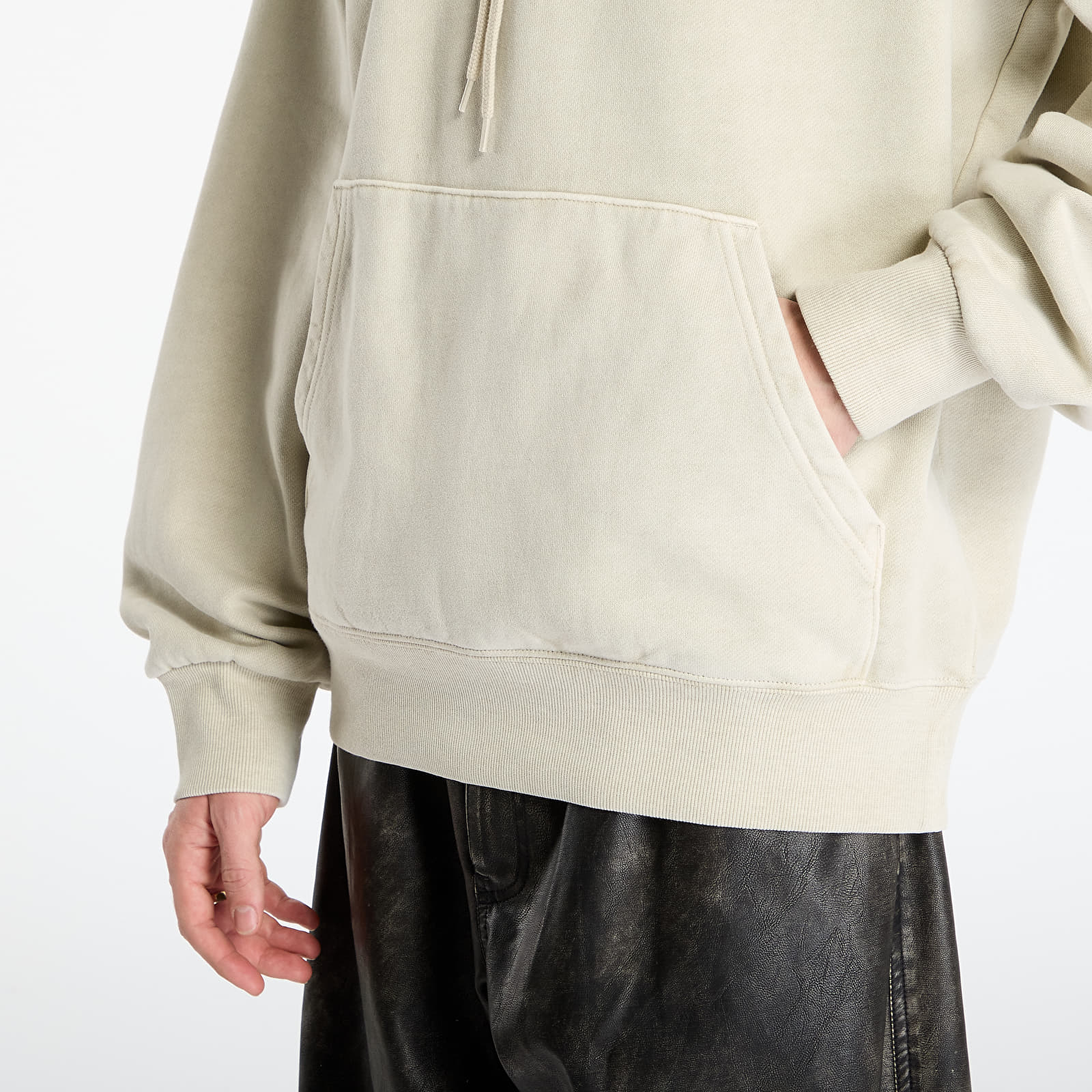 Hoodies and sweatshirts  Carhartt WIP Hooded Vista Sweat UNISEX  Fleur De Sel Garment Dyed