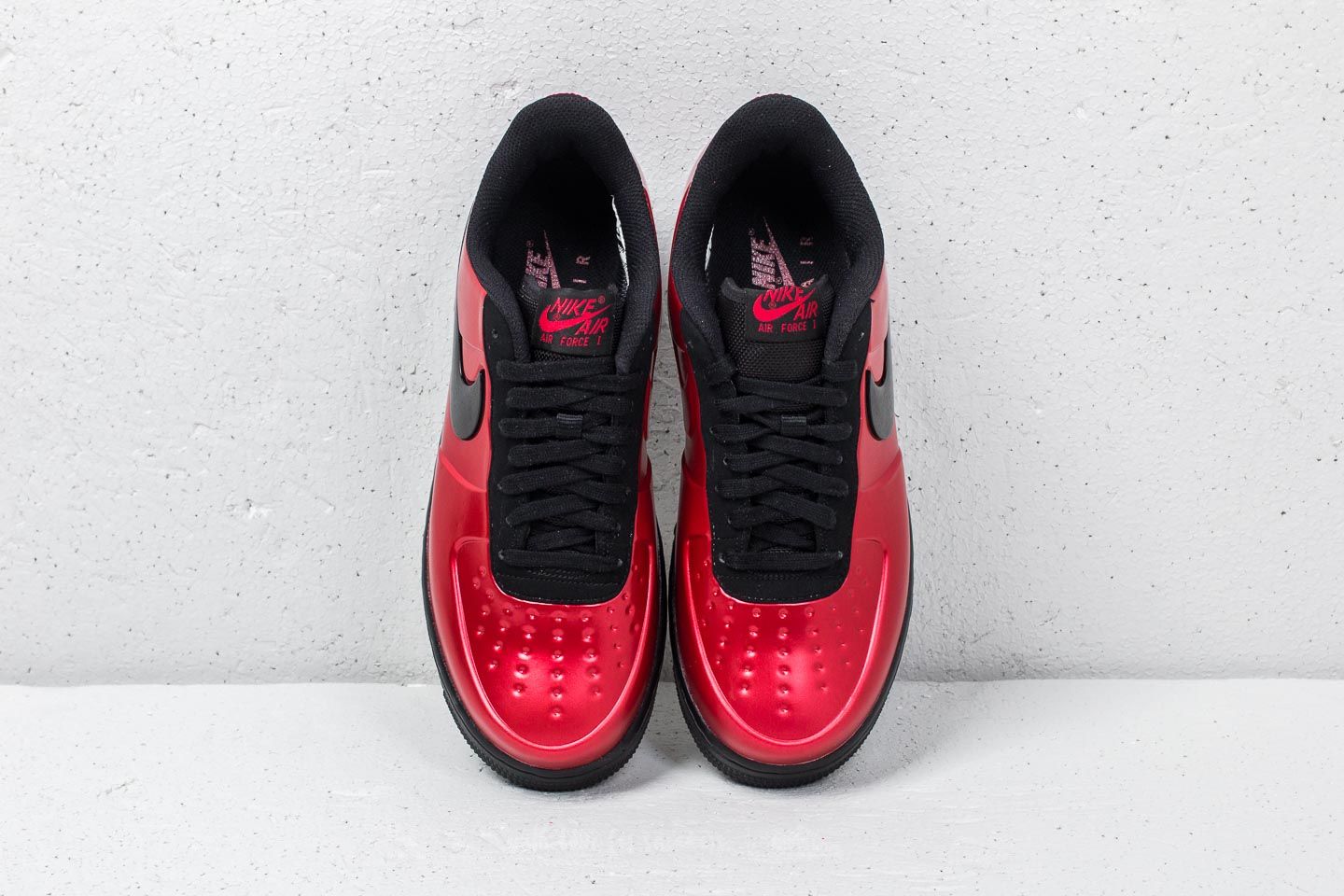 Foamposite cup red outlet
