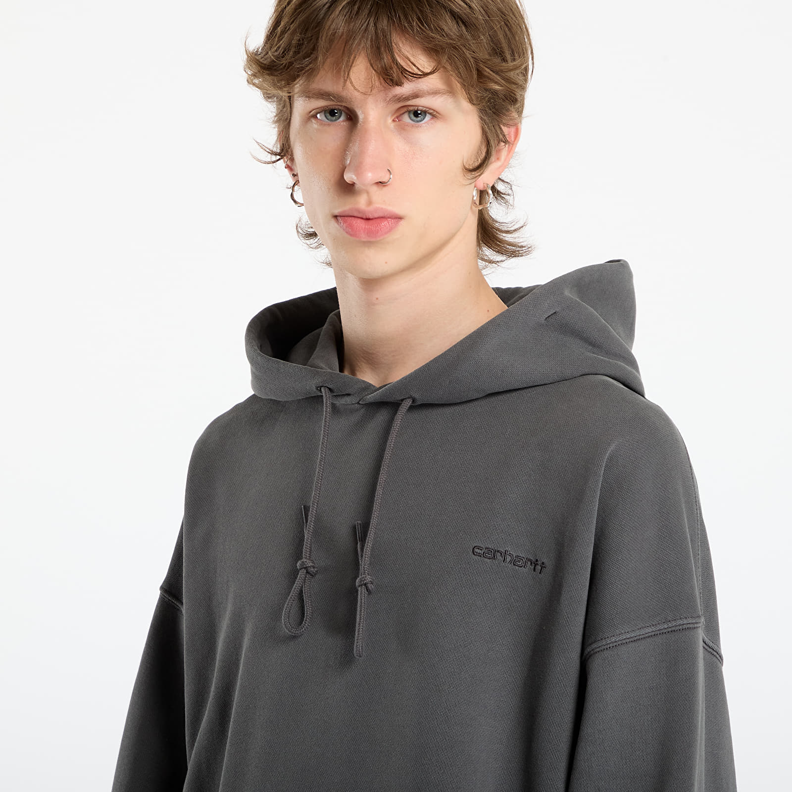 Sweatjacken und Sweatshirts Carhartt WIP Hooded Benton Sweat UNISEX Graphite Garment Dyed
