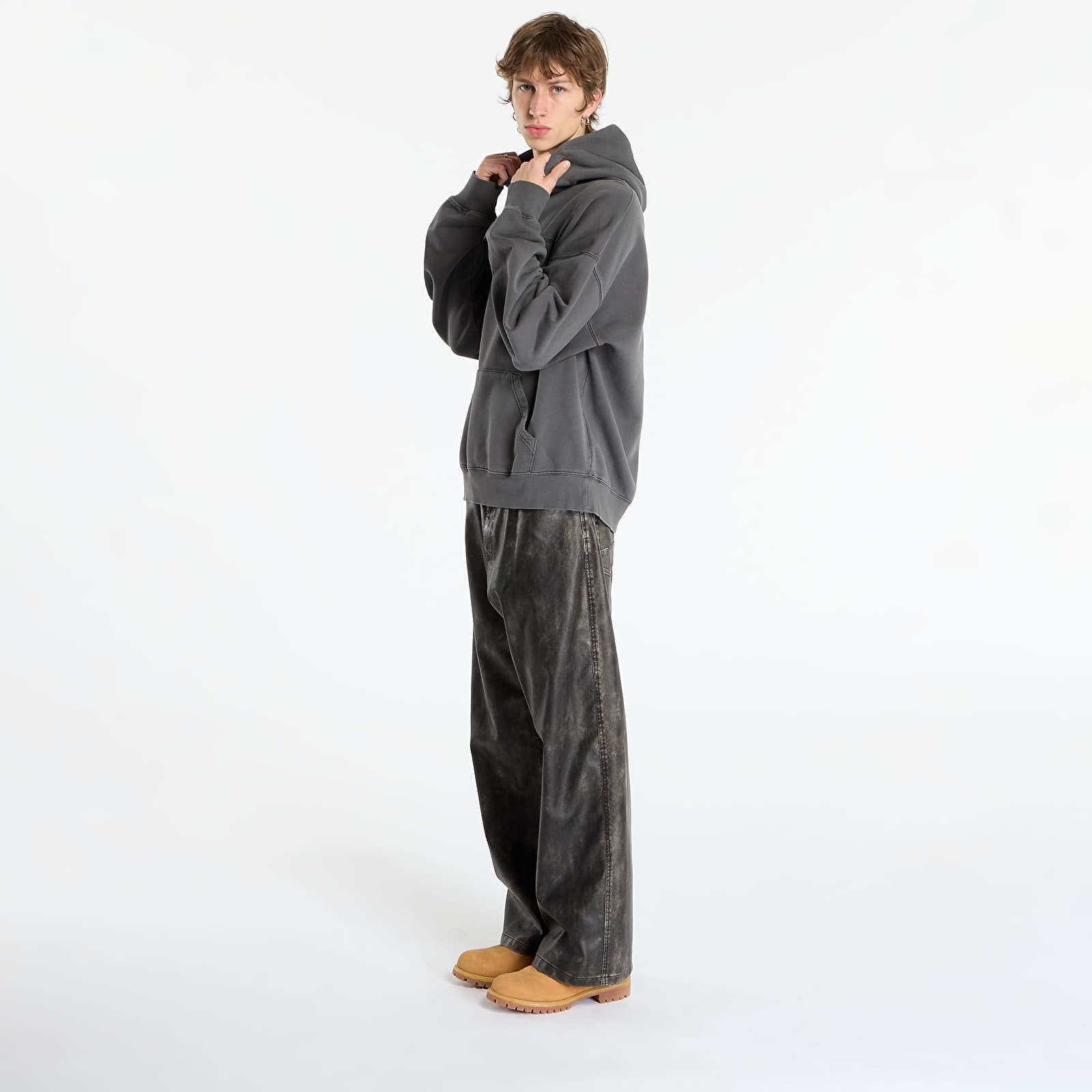 Sweatjacken und Sweatshirts Carhartt WIP Hooded Benton Sweat UNISEX Graphite Garment Dyed