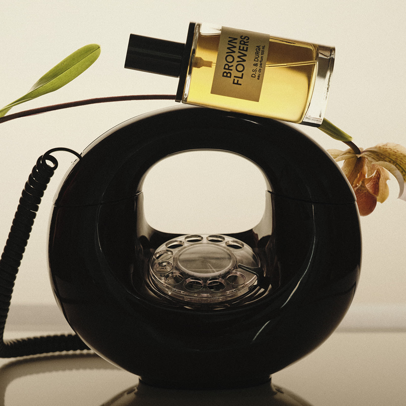 Ανδρικά αρώματα DS & Durga Brown Flowers 50ml Eau de Parfum