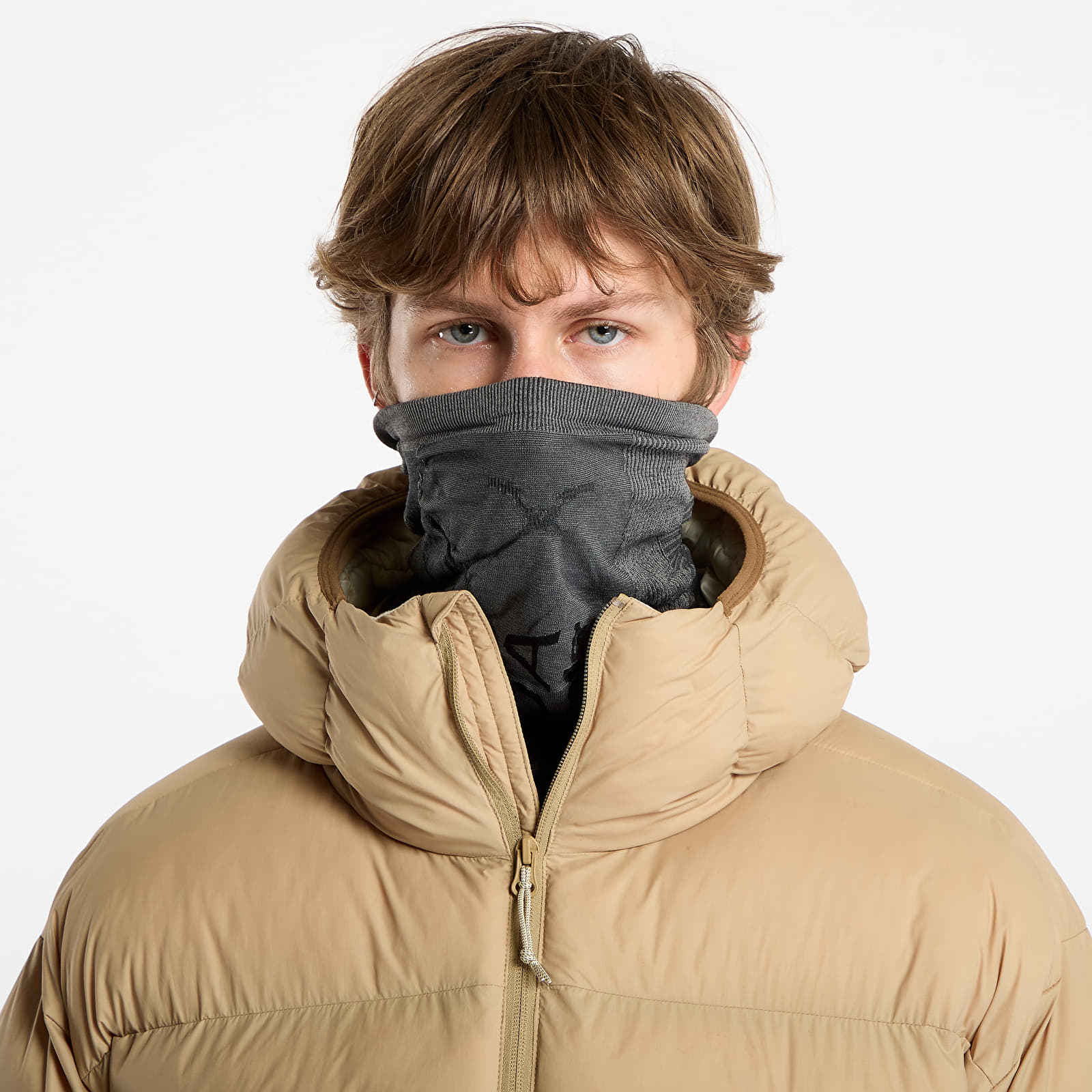 Muud aksessuaarid ROA X And Wander Golm Dryarn Seamless Neck Warmer Black