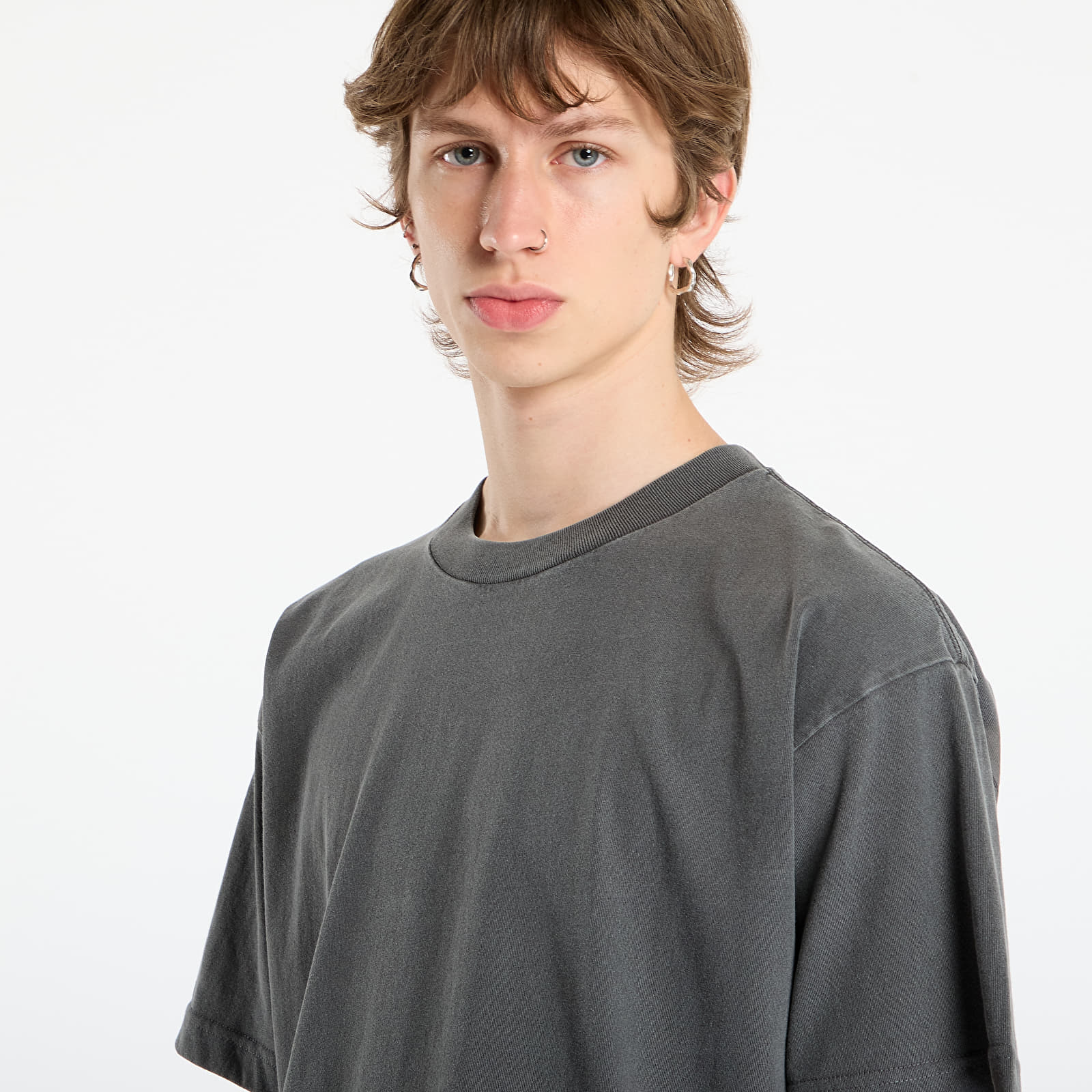 Tričká Carhartt WIP S/S RGGD T-Shirt UNISEX Black Garment Dyed