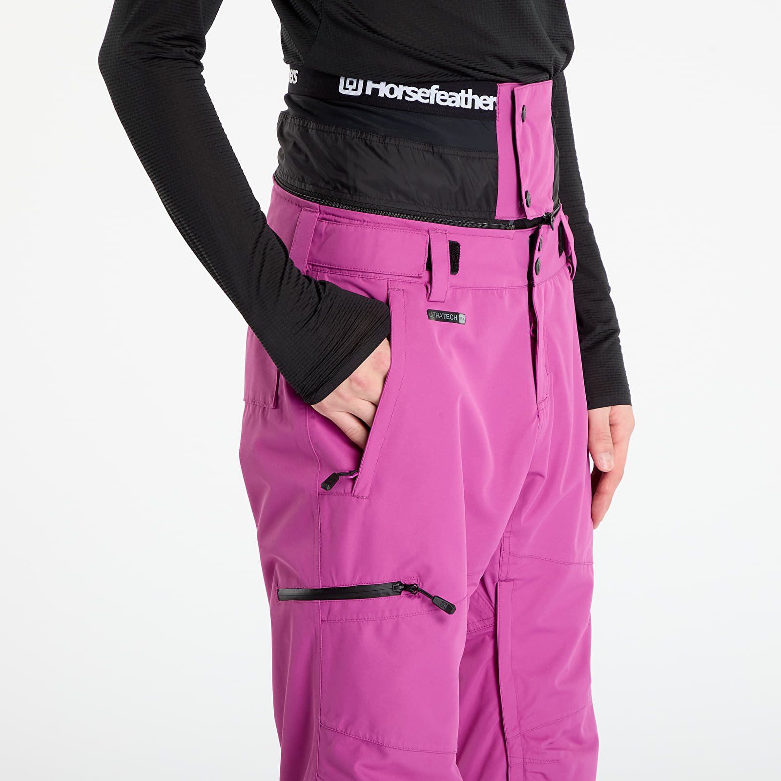 Hlače Horsefeathers Lotte Ii Shell Pants Orchid