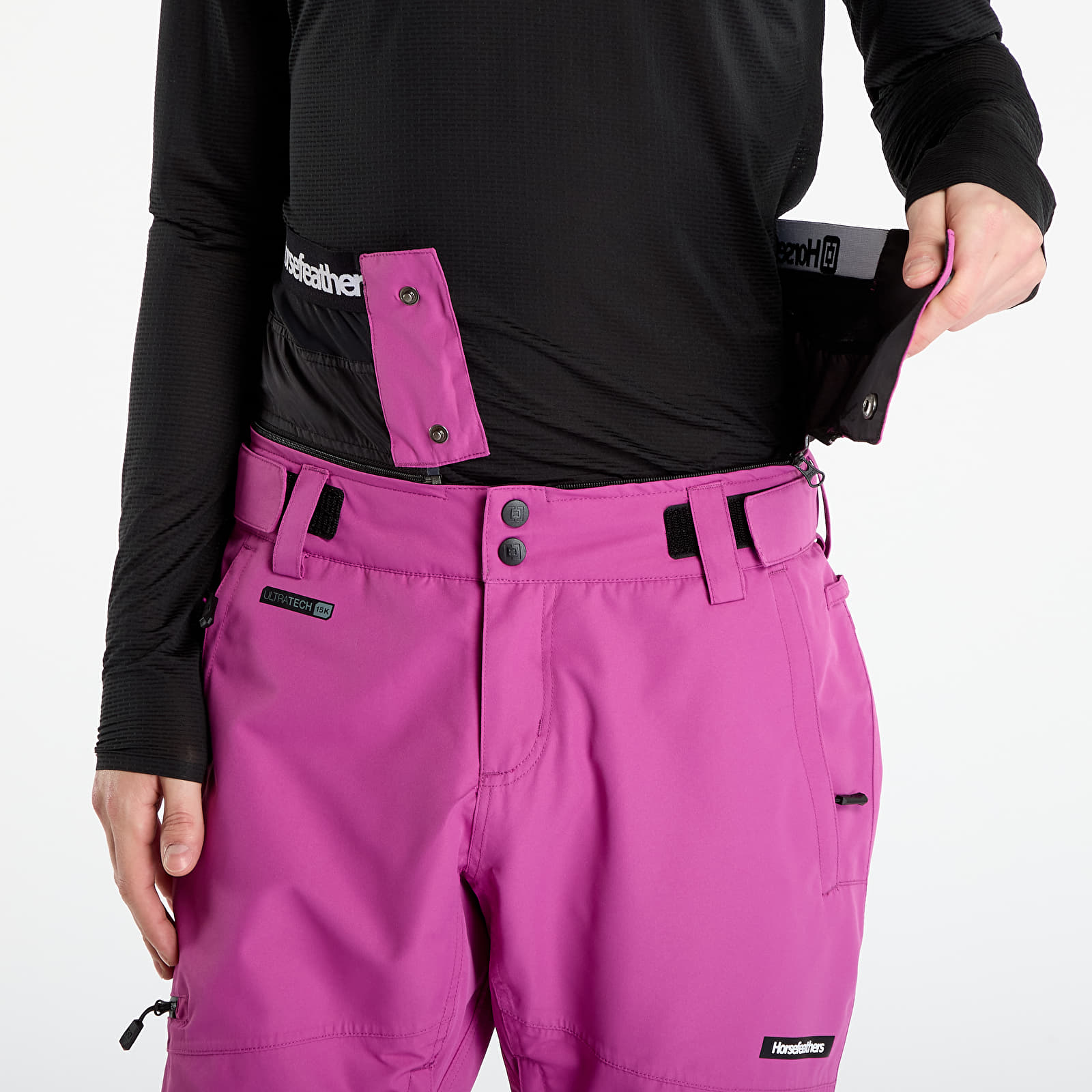 Hlače Horsefeathers Lotte Ii Shell Pants Orchid