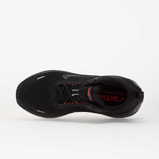 Nike Vomero Plus Black/ Black-Bright Crimson-Wolf Grey | Footshop