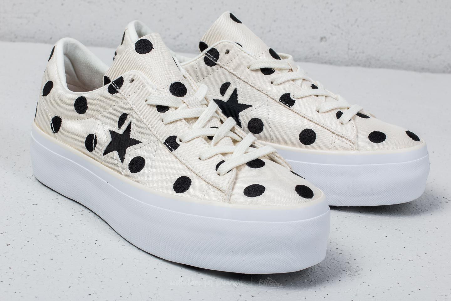 Converse platform polka dot shop