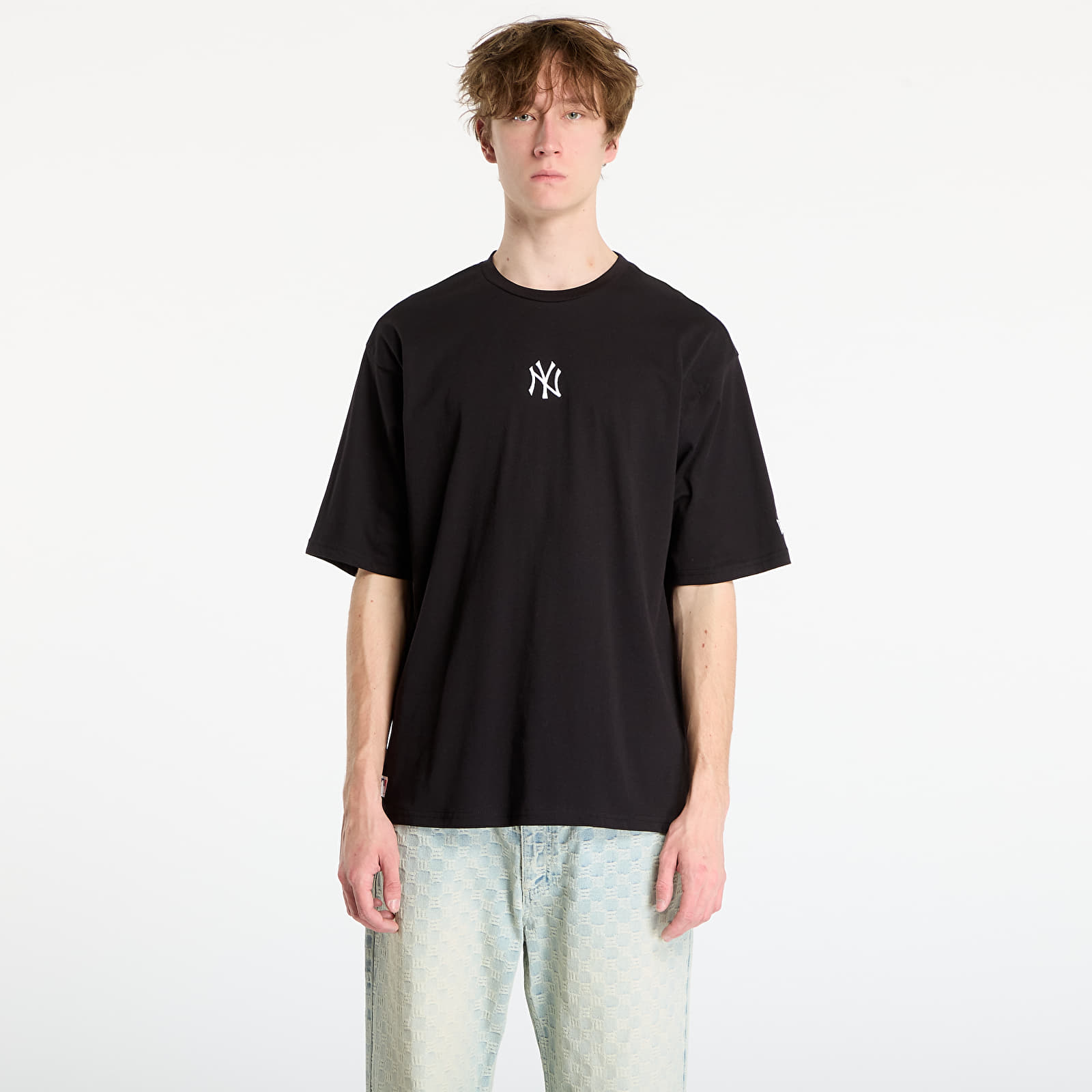 Miesten T-paidat New Era MLB New York Yankees Nos Le Midi Tee UNISEX Black