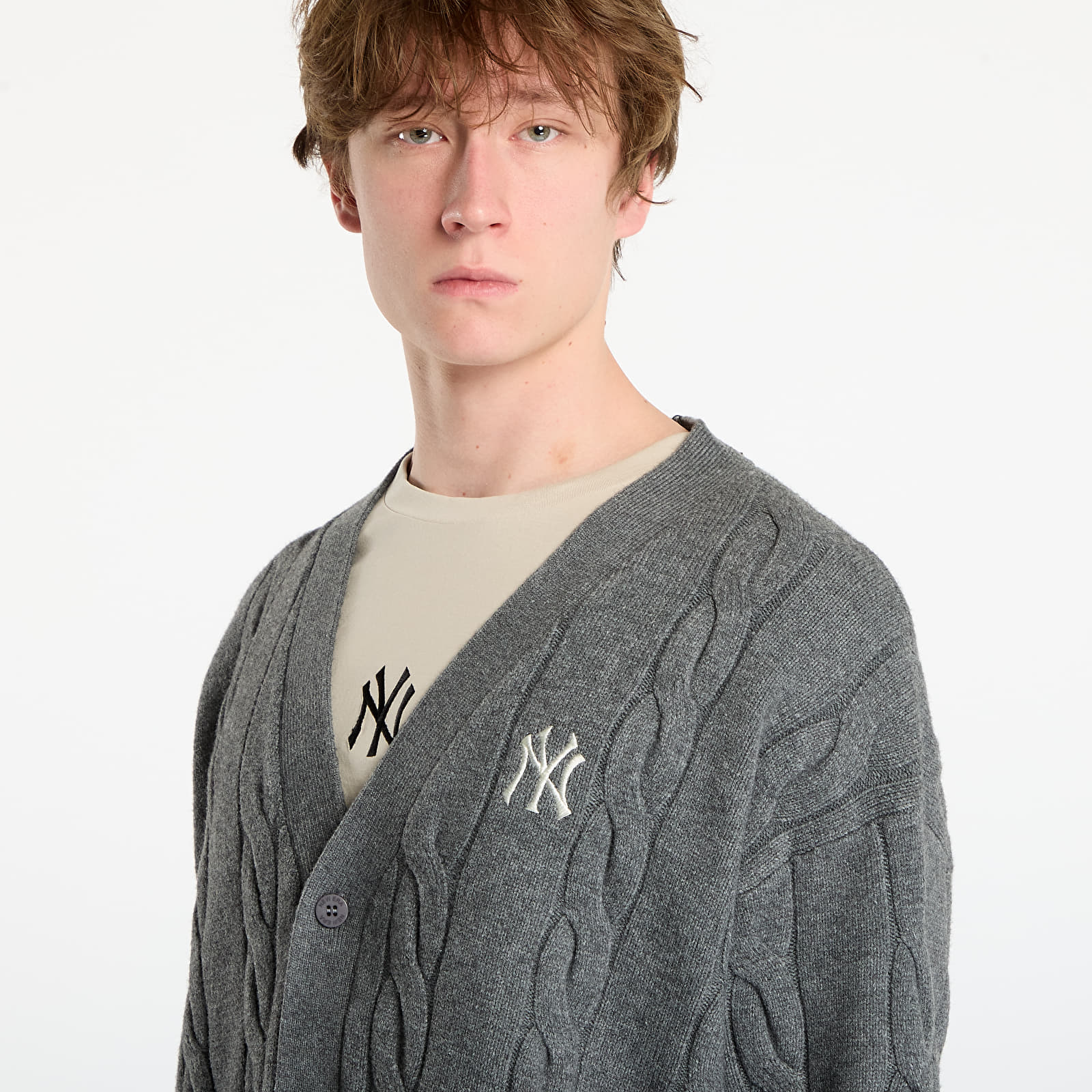 Pánske svetre New Era MLB Knit Cardigan New York Yankees UNISEX Graphite/dark Graphite