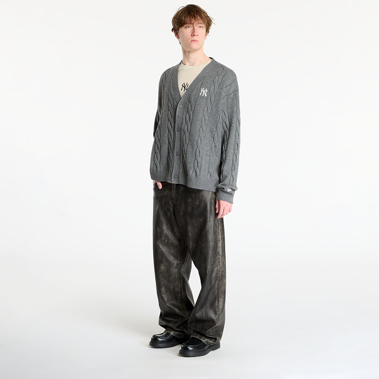 Pánske svetre New Era MLB Knit Cardigan New York Yankees UNISEX Graphite/dark Graphite