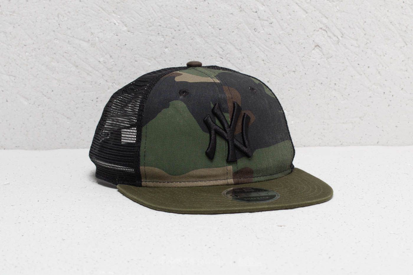 Caps New Era 9Fifty MLB New York Yankees Trucker Washed Camo
