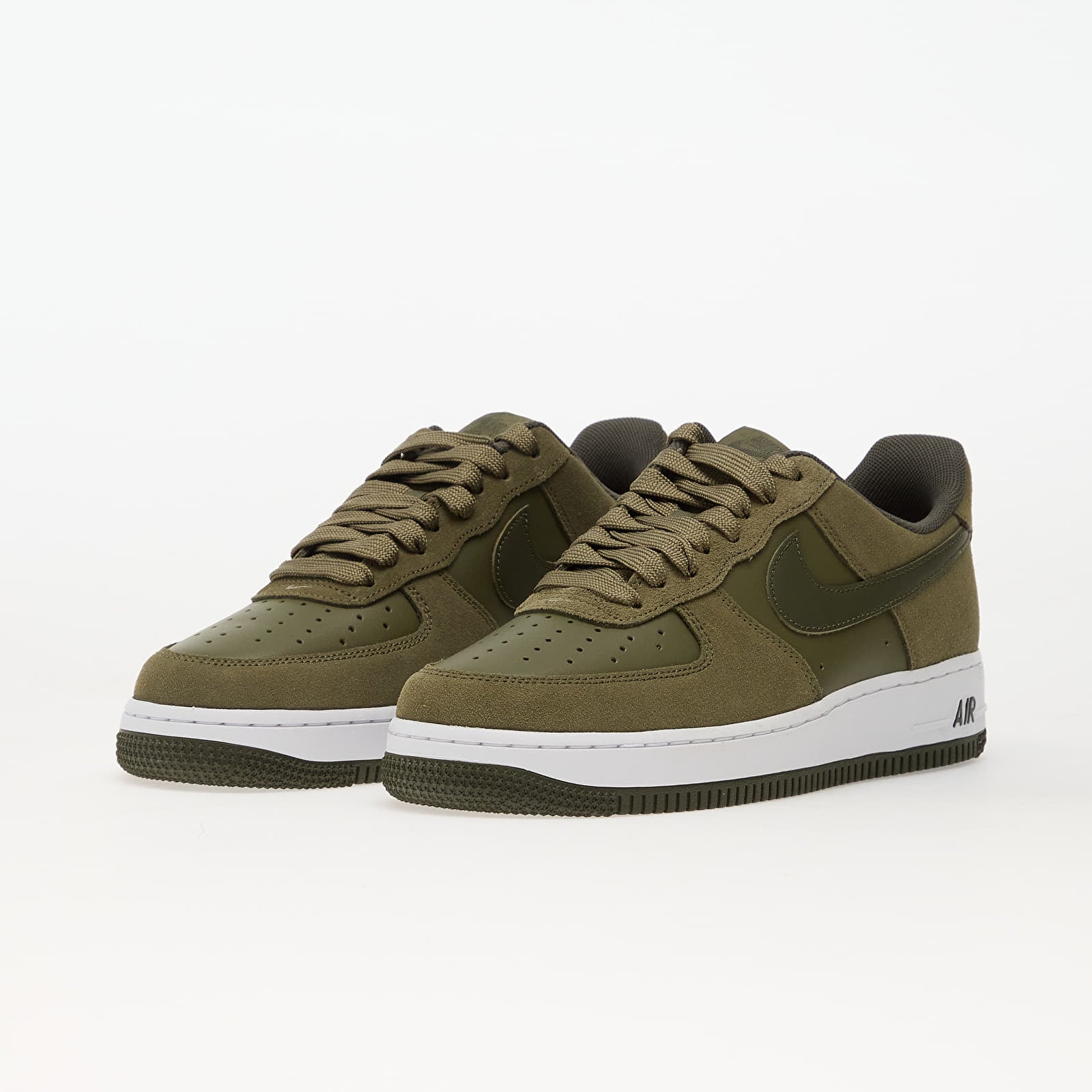 Herresko Nike Air Force 1 '07 Lv8 Medium Olive/ Cargo Khaki-White