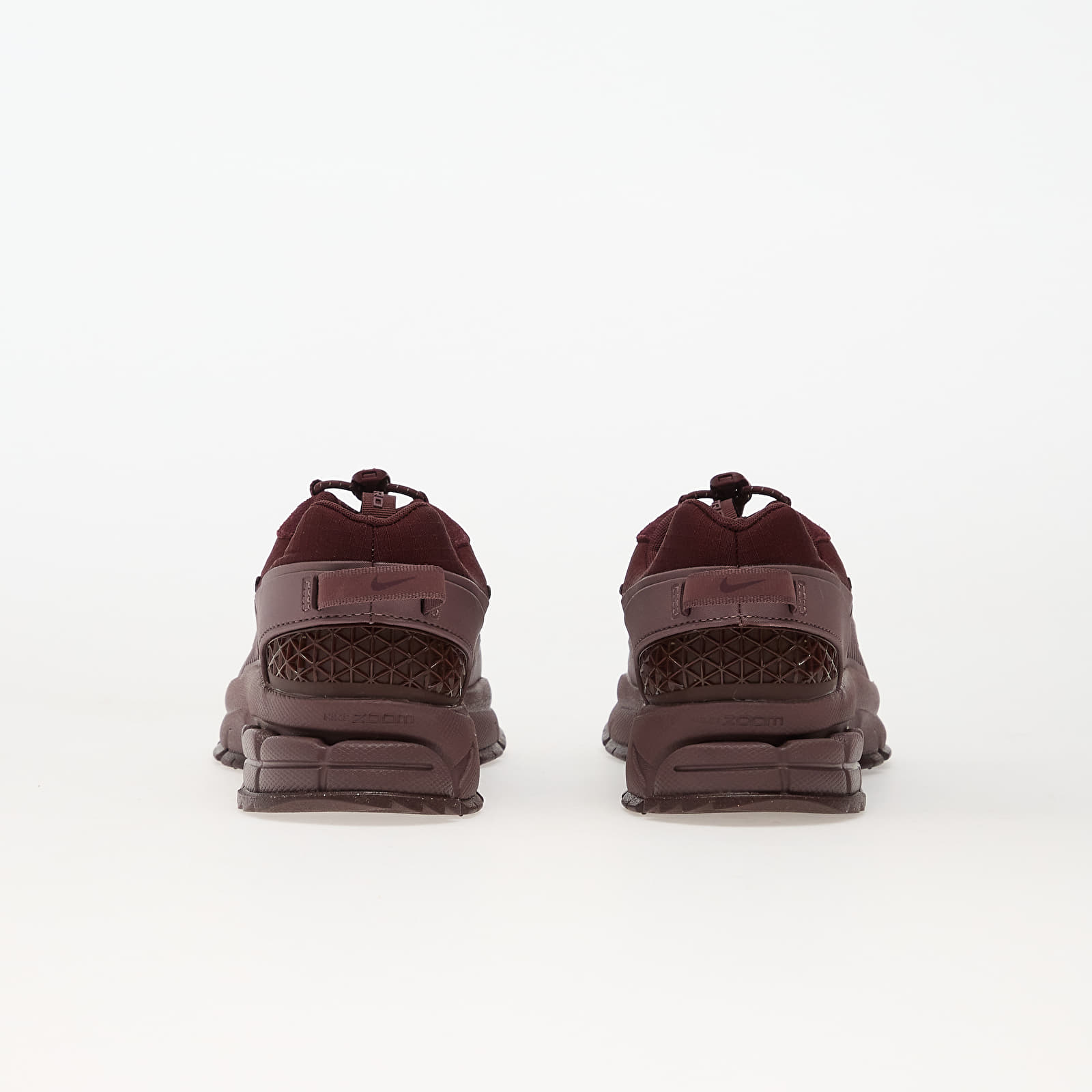 Women's shoes Nike Zoom Vomero Roam Tattoo/ Burgundy Crush-Dark Team Red