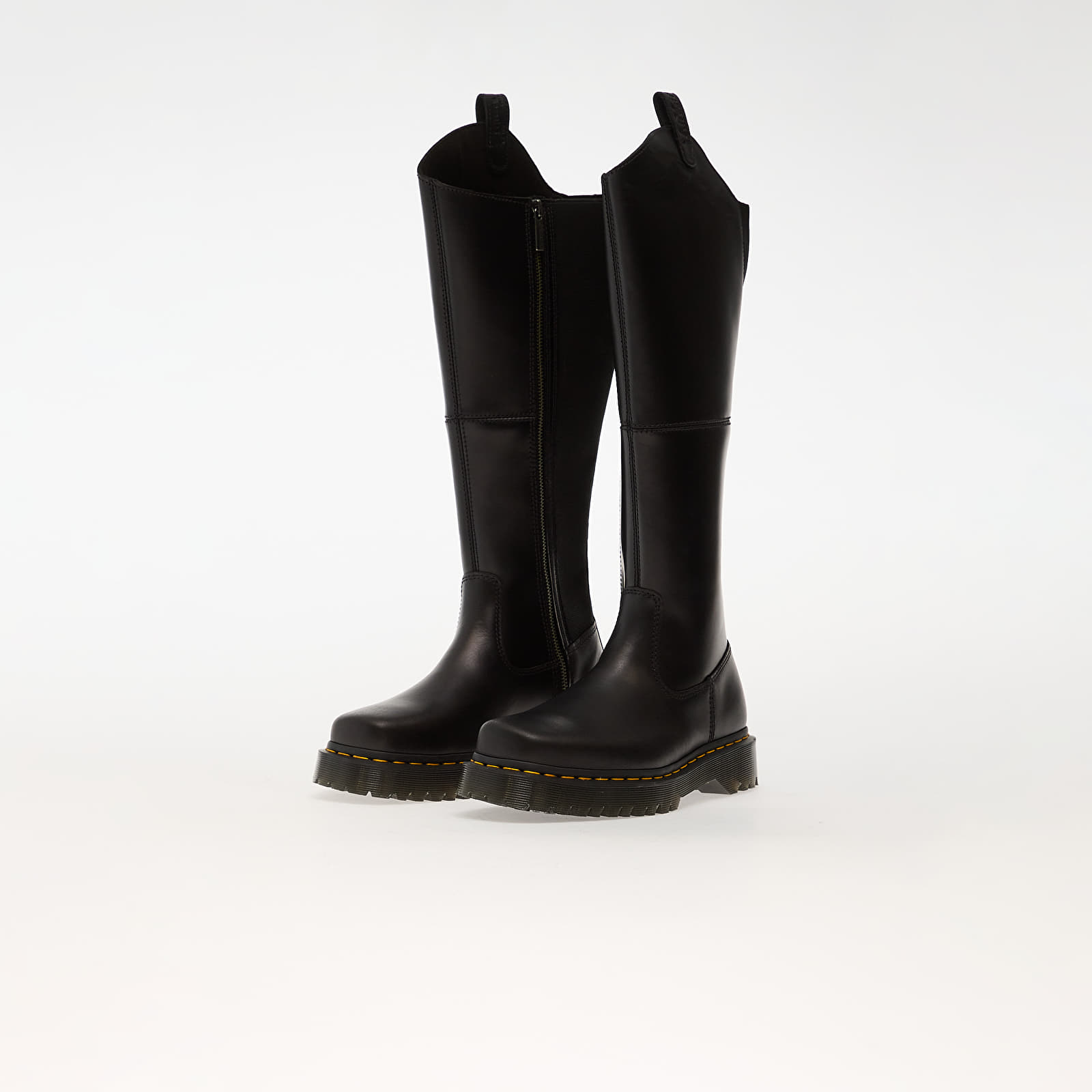 Ženski čevlji Dr. Martens Amaayah Hi Black