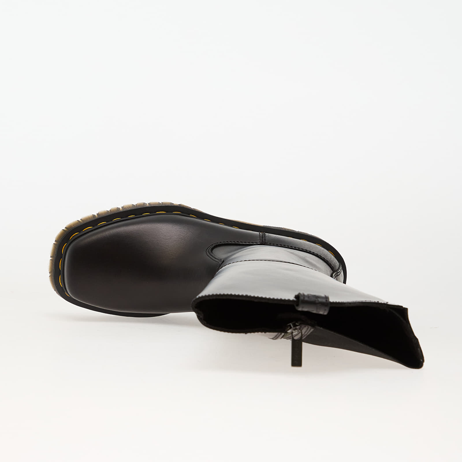 Ženski čevlji Dr. Martens Amaayah Hi Black