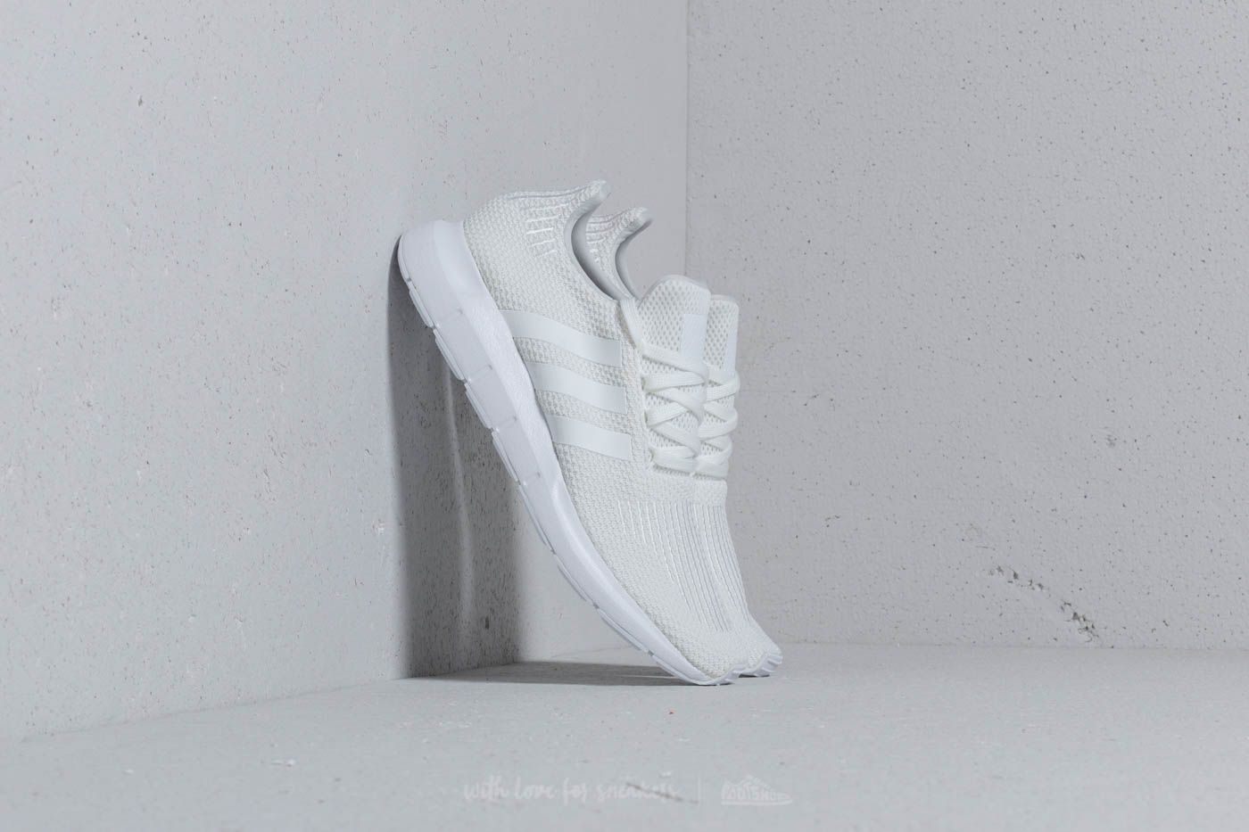 Herren Sneaker und Schuhe adidas Swift Run Ftw White/ Ftw White/ Core Black