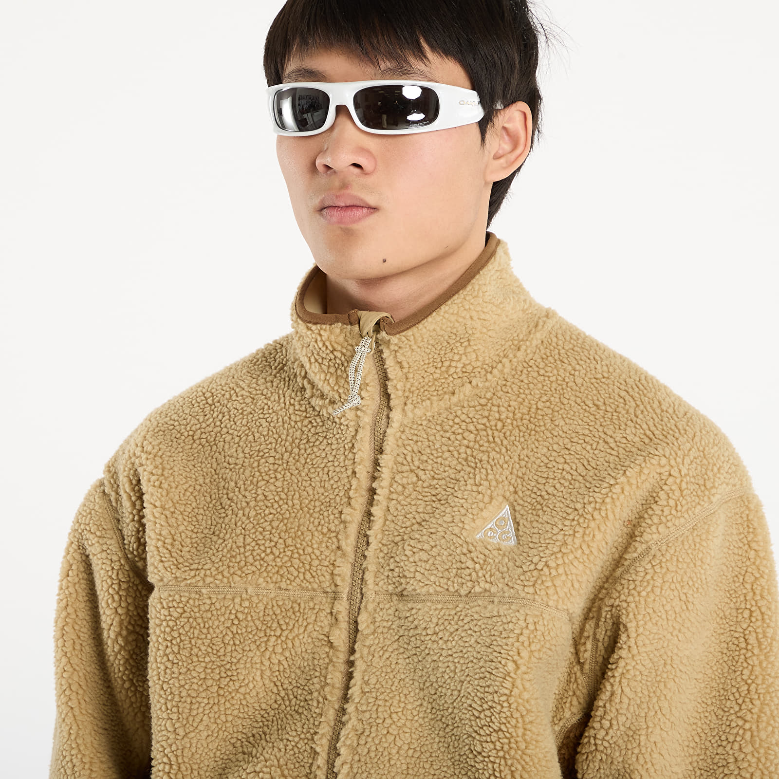 Herenjassen Nike ACG "Canwell Glacier" Men's Therma-FIT ADV Windproof Jacket Parachute Beige/ Summit White