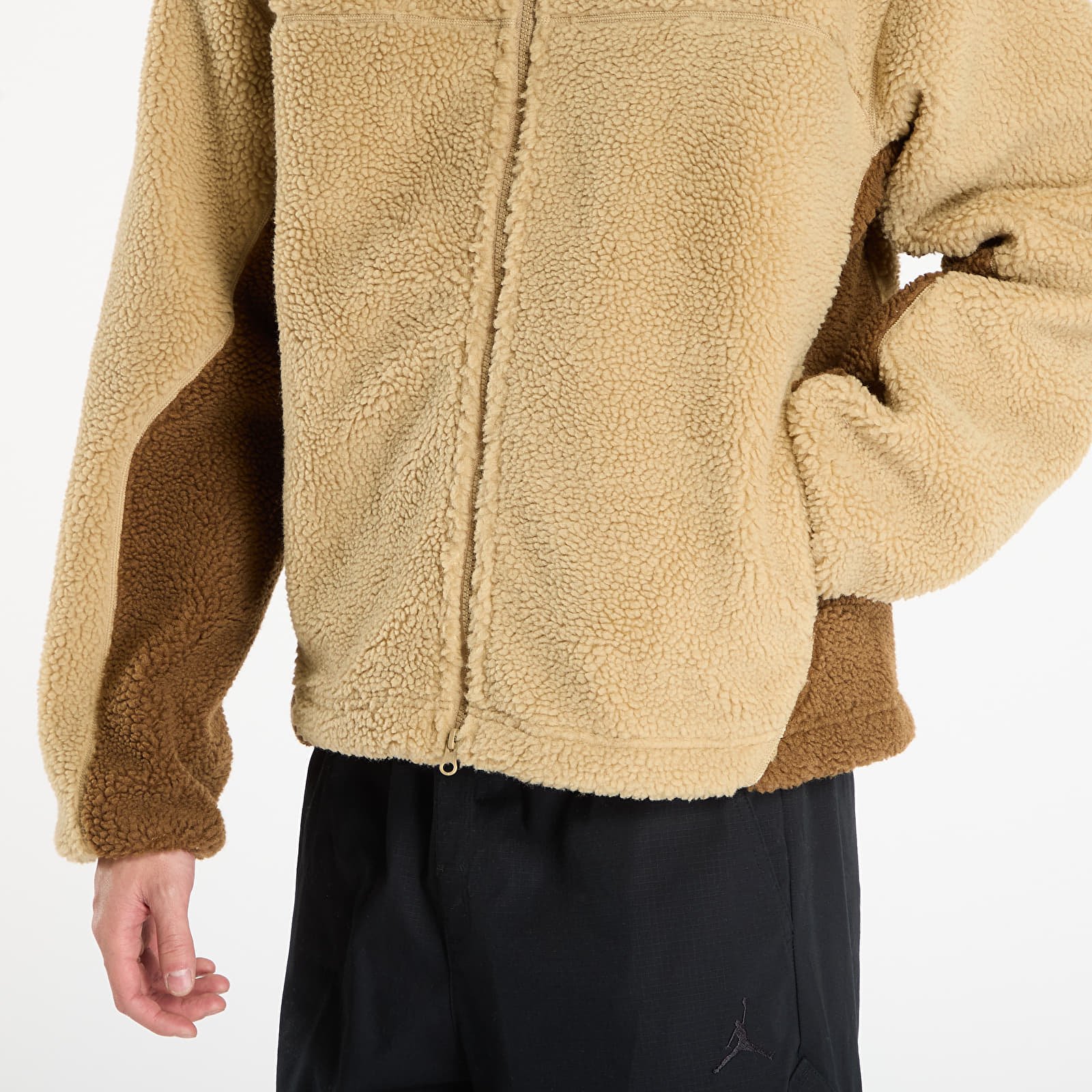 Herenjassen Nike ACG "Canwell Glacier" Men's Therma-FIT ADV Windproof Jacket Parachute Beige/ Summit White