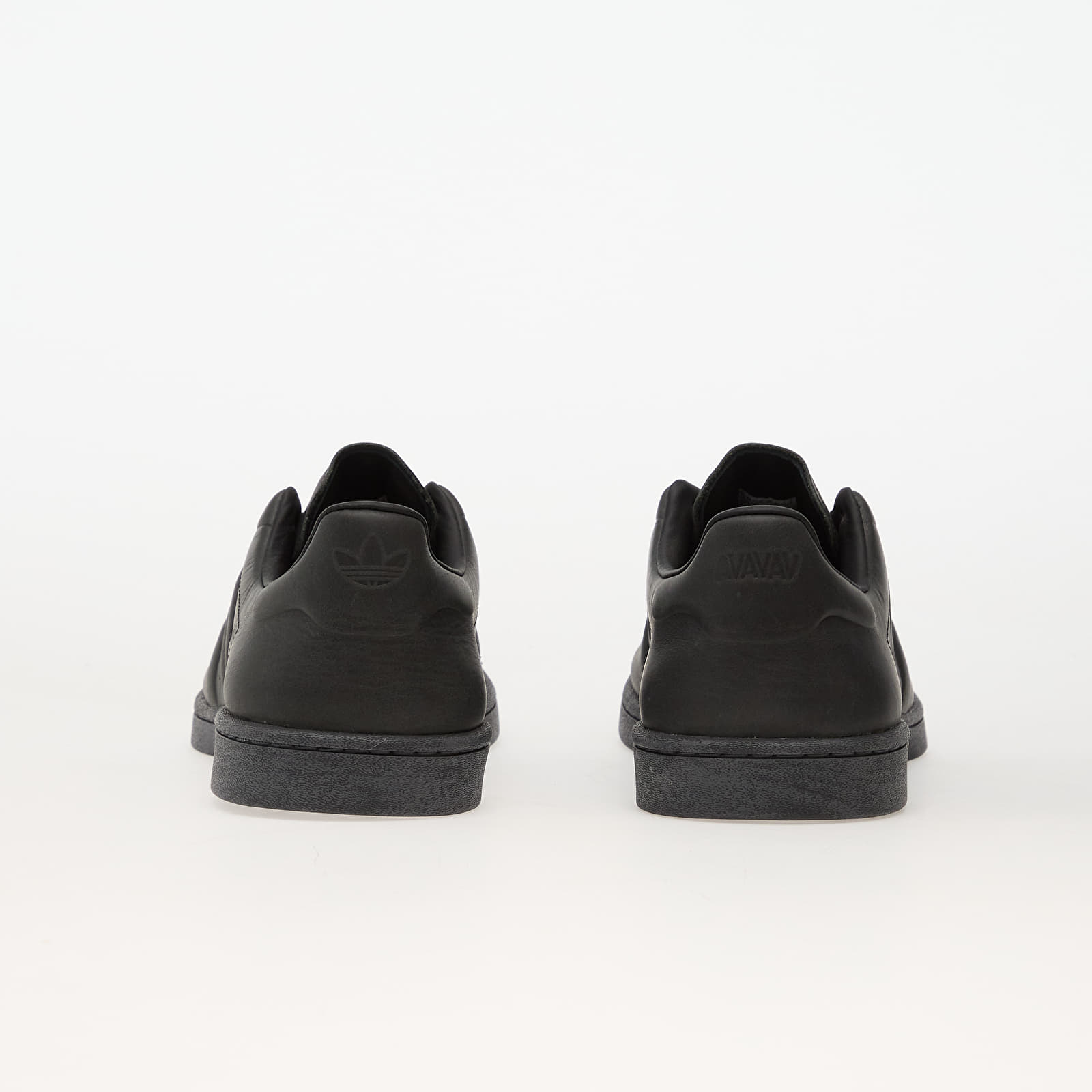 Damen Sneaker und Schuhe adidas x AVAVAV Sst Vacuum Lea Supplier Colour/ Carbon/ Grey Five