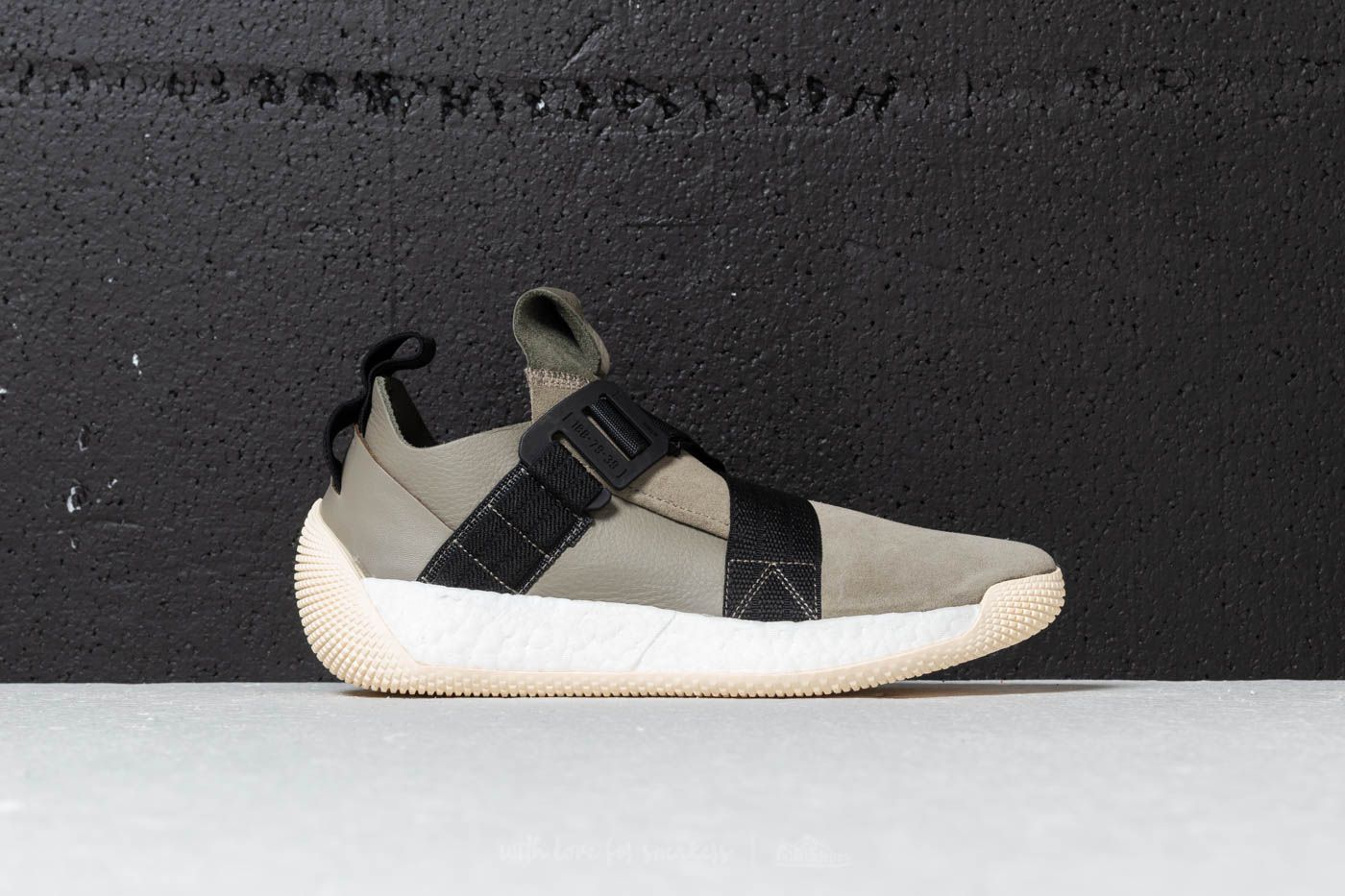 Men's shoes adidas Harden LS 2 Buckle Trace Cargo/ Trace Cargo/ Ecru Tint