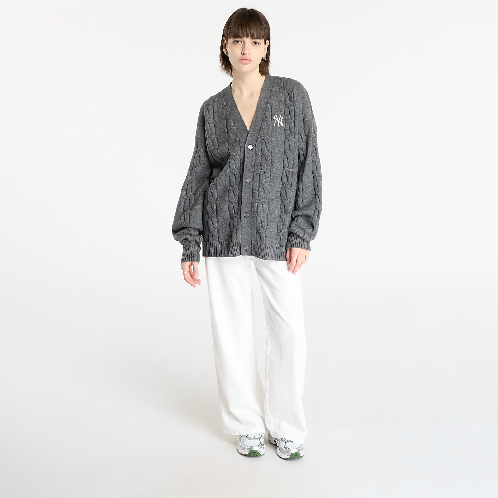 Pánske svetre New Era MLB Knit Cardigan New York Yankees UNISEX Graphite/dark Graphite