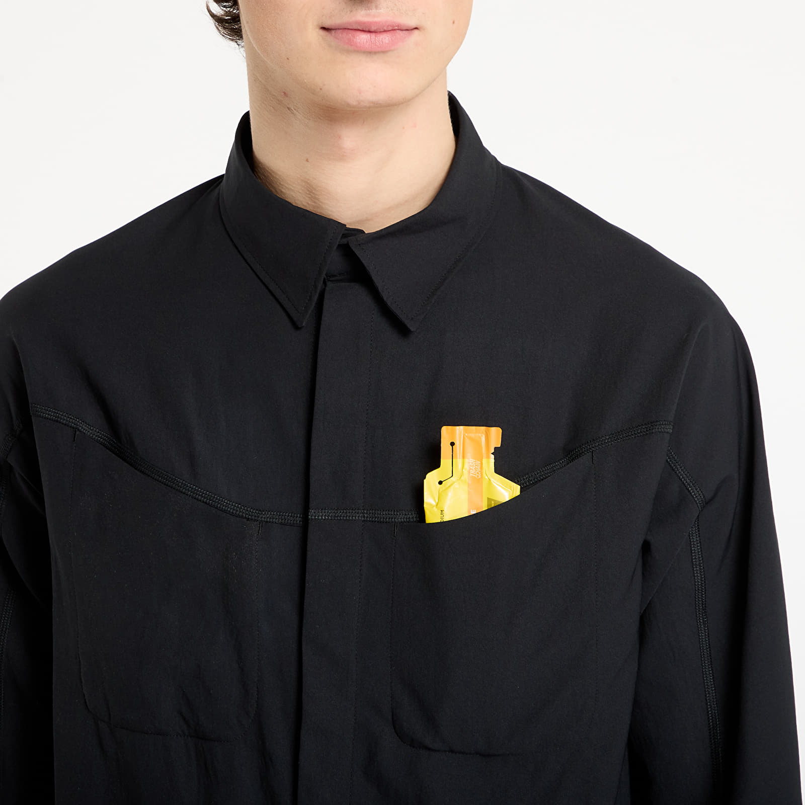 Vīriešu T-krekli Satisfy PeaceShell River Shirt Black