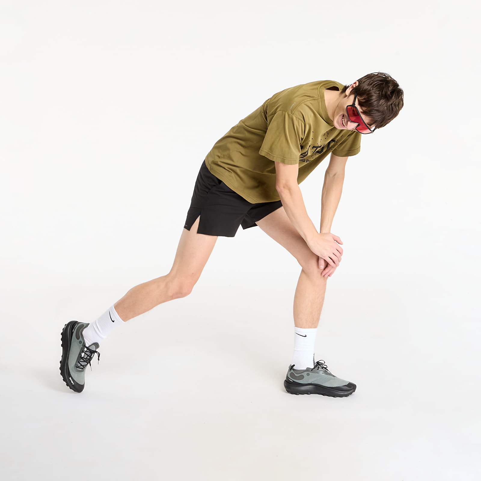 Männer T-Shirts Satisfy MothTech T-Shirt Sun Bleached Military Olive