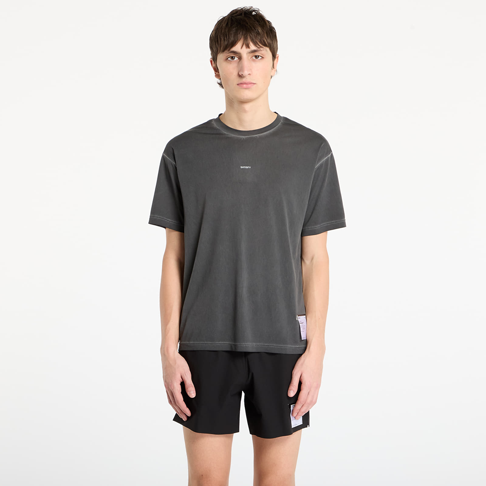 Männer T-Shirts Satisfy AuraLite T-Shirt Pigment Black