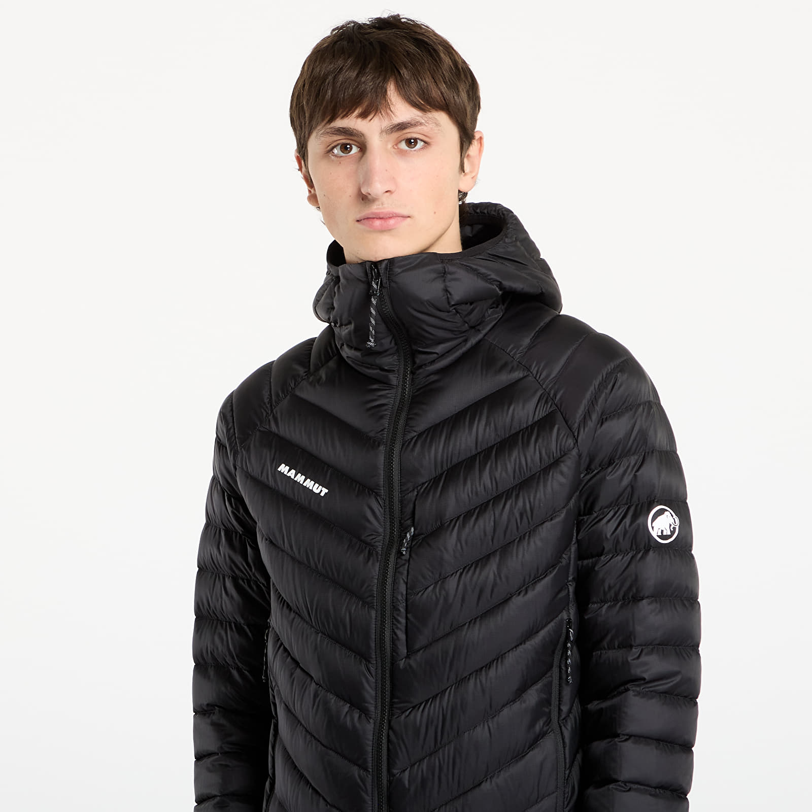 Moške jakne Mammut Broad Peak IN Hooded Jacket Men Black