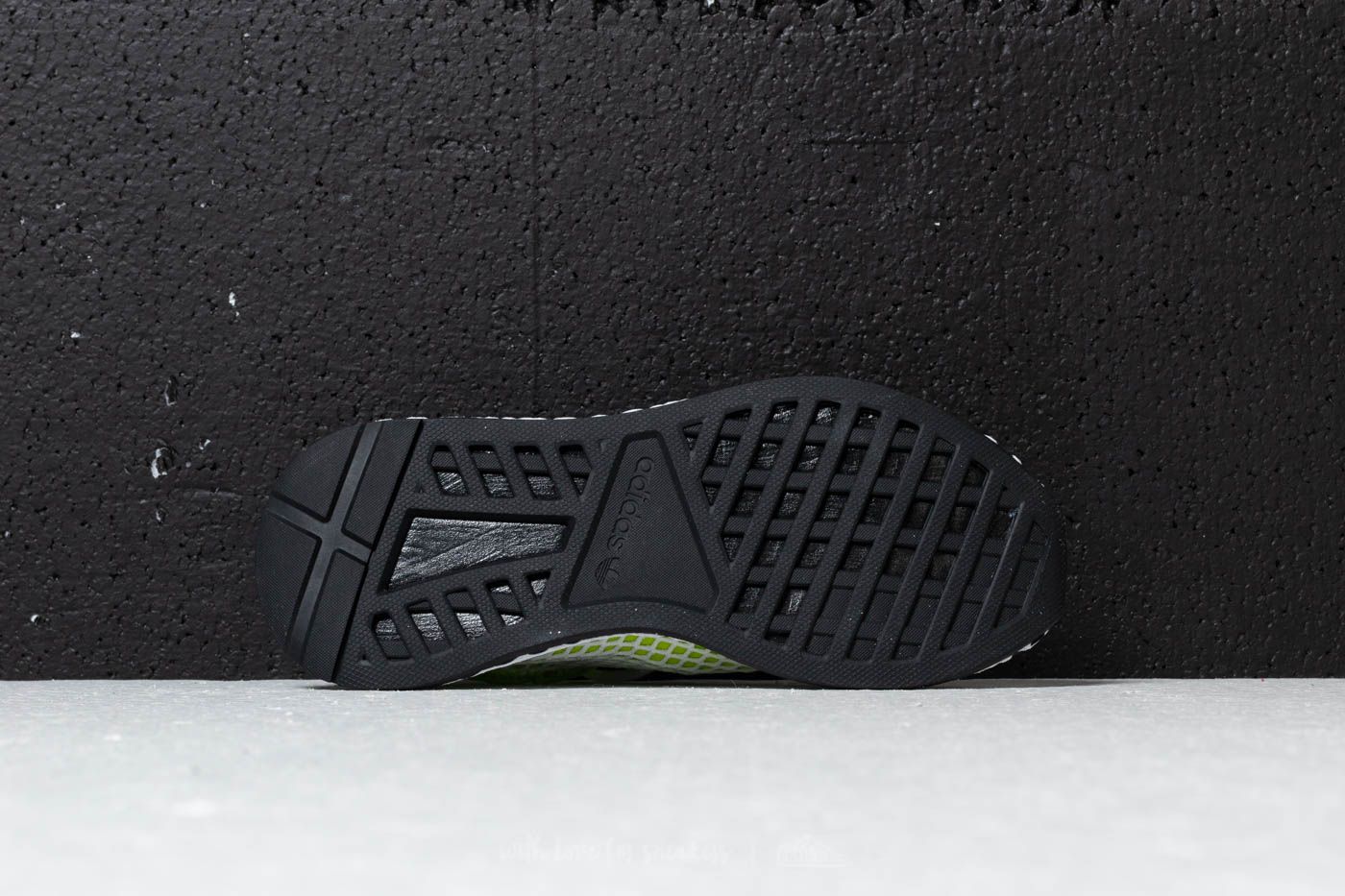 Детски маратонки и обувки adidas Deerupt Runner J Semi Solar Slime/ Core Black/ Ftw White