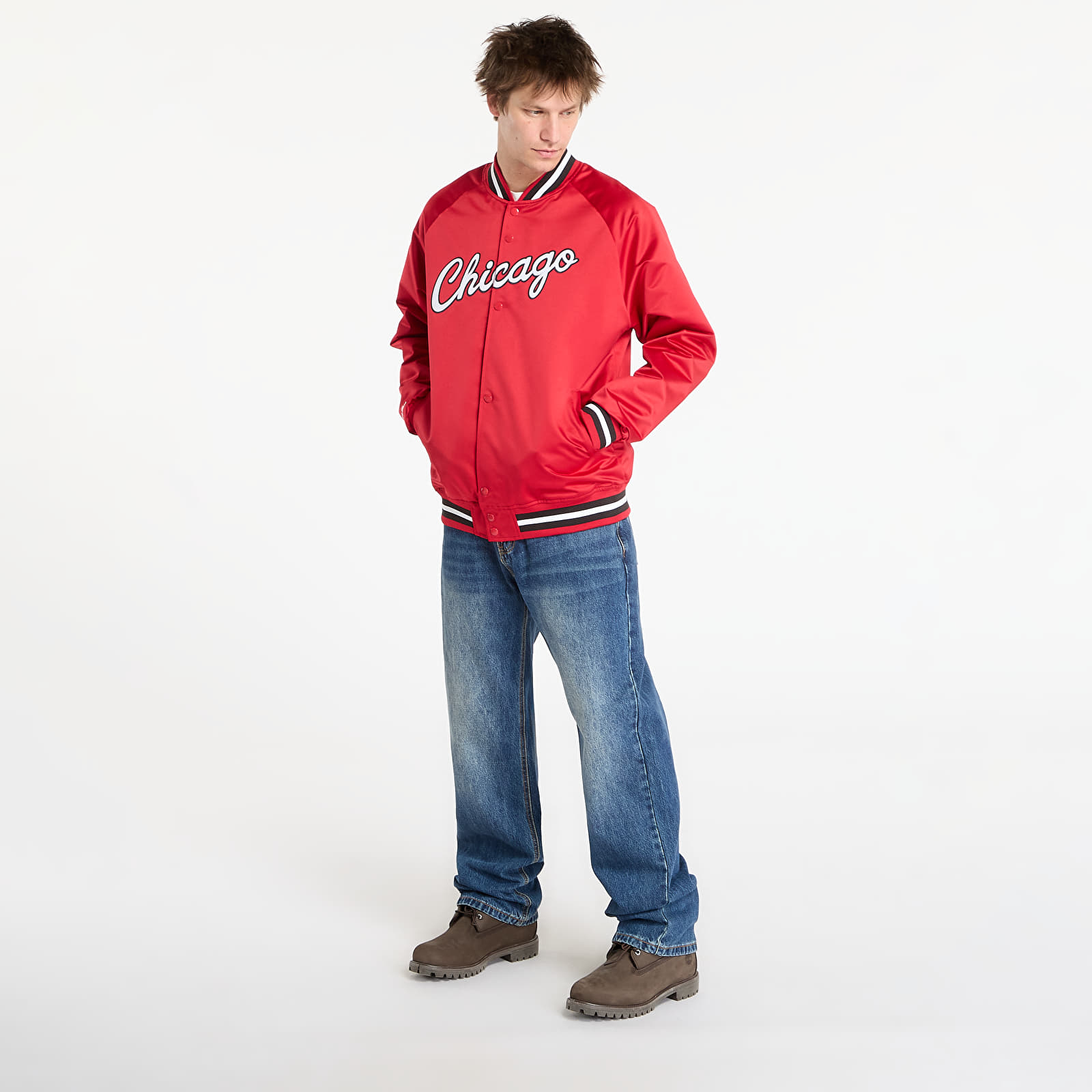 Herrenjacken Mitchell & Ness NBA Lightweight Satin Jacket Vintage Logo Bulls Scarlet