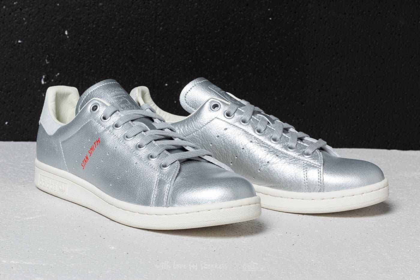 Adidas b41750 deals