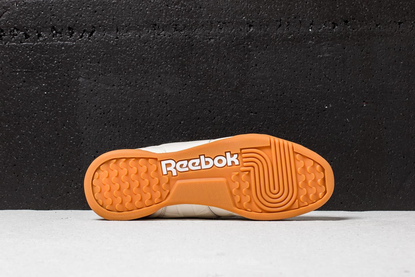 Men's shoes Reebok Workout Plus MU Chalk/ White/ Metallic Gold