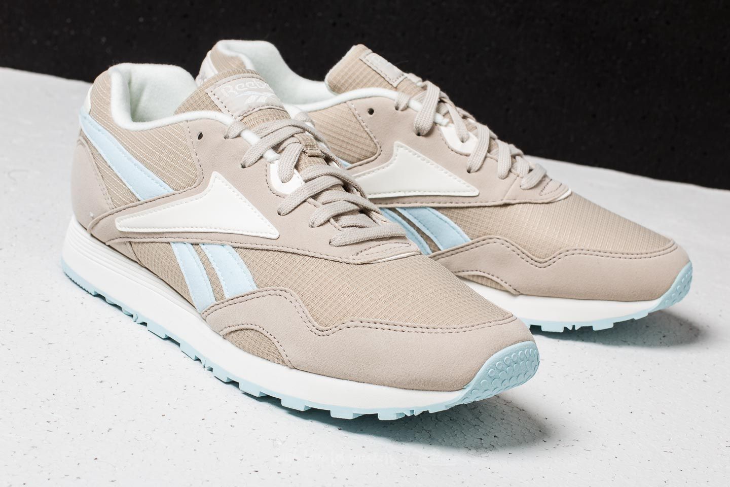 Încălțăminte și sneakerși pentru bărbați Reebok Rapide MU Parchment/ Chalk/ Dreamy Blue