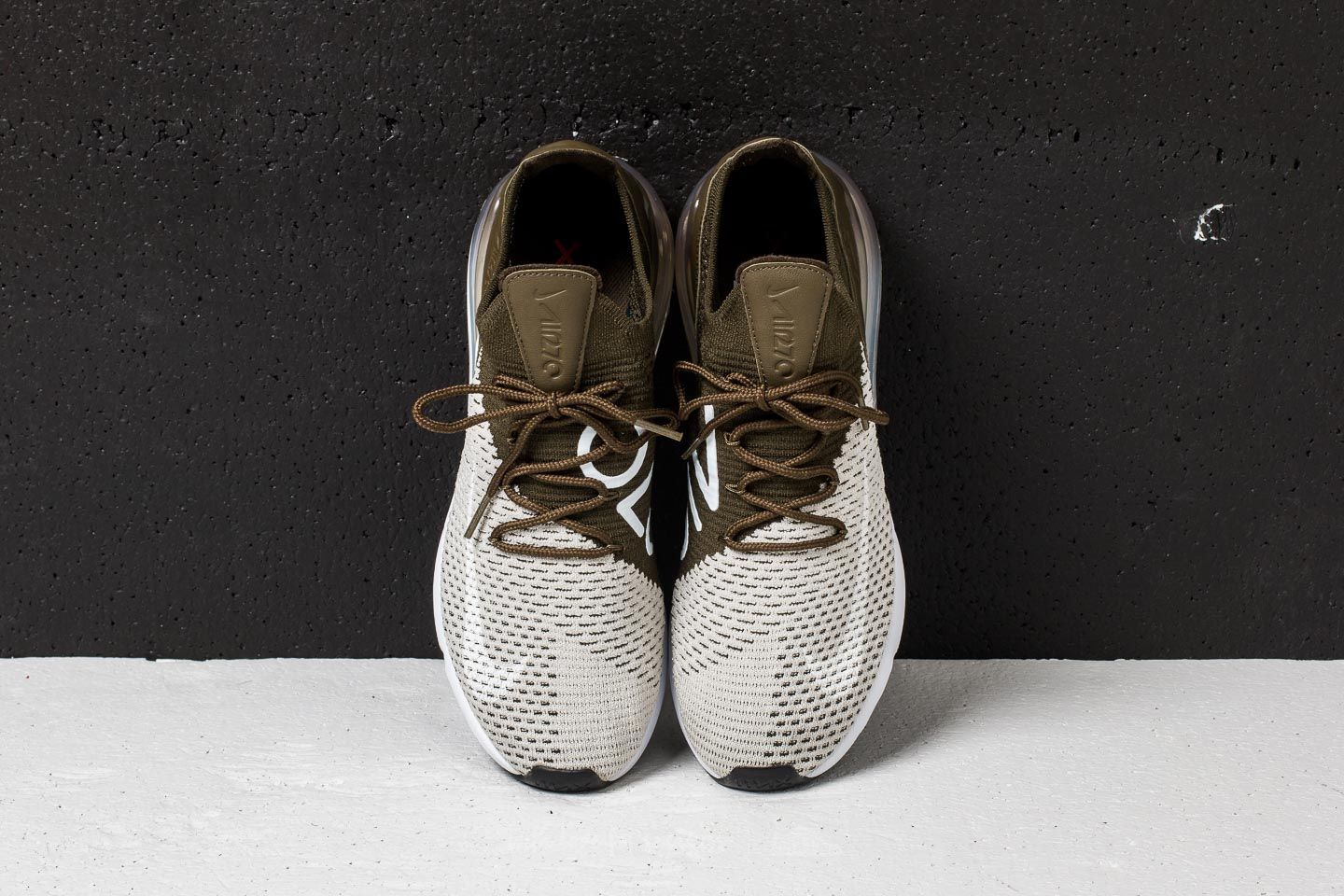 Herren Sneaker und Schuhe Nike Air Max 270 Flyknit Light Bone/ White-Dark Hazel