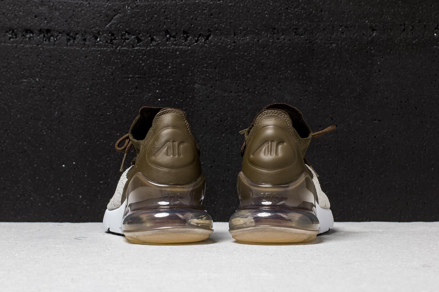 Nike air max online 270 flyknit homme brun