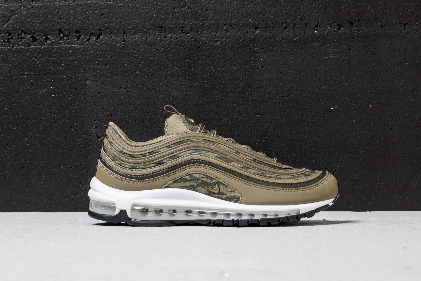 Nike air max 97 medium olive deals