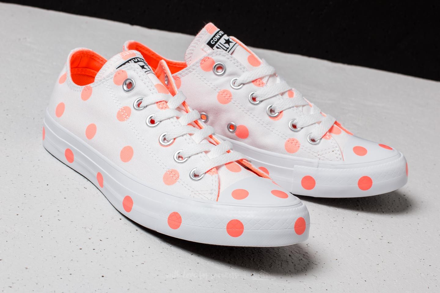 Scarpe donna Converse Chuck Taylor All Star Ox White/ Crimson Pulse/ White