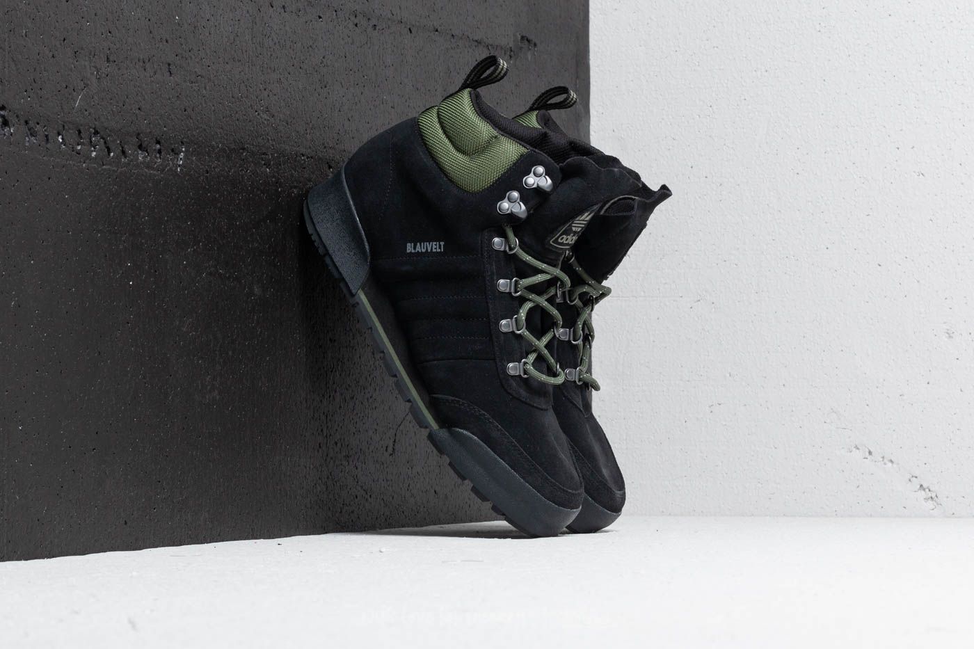 Încălțăminte și sneakerși pentru bărbați adidas Jake Boot 2.0 Core Black/ Base Green/ Core Black