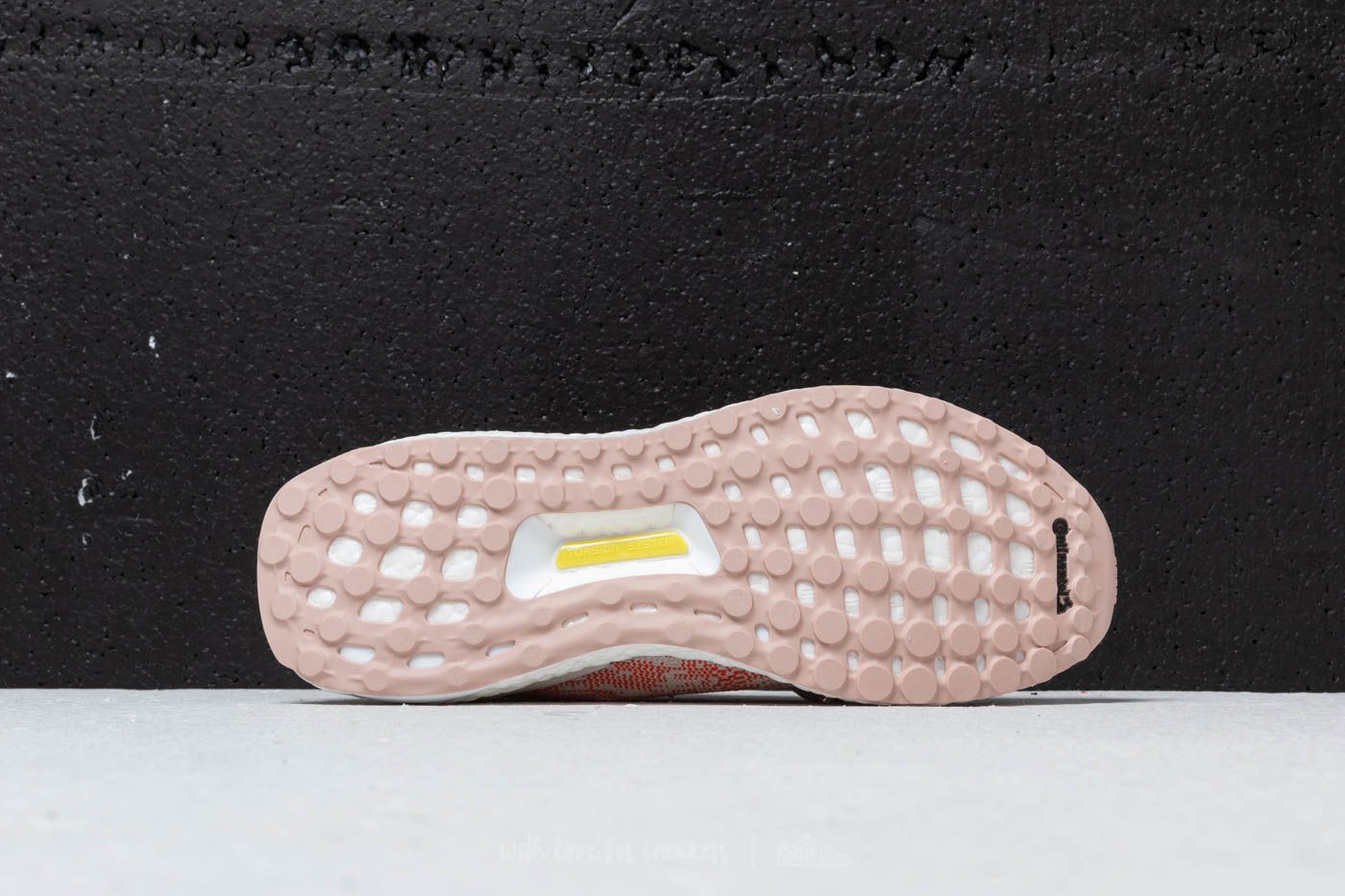 Adidas ultra boost uncaged raw amber ash pearl e online amp; brown